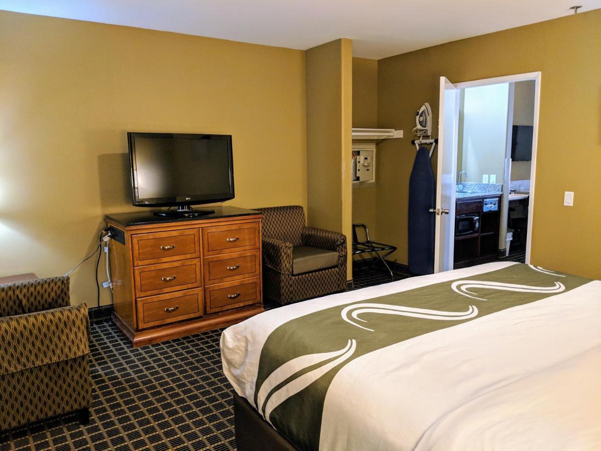 Quality Inn & Suites Westminster Seal Beach Екстер'єр фото