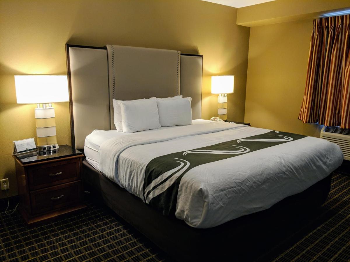 Quality Inn & Suites Westminster Seal Beach Екстер'єр фото