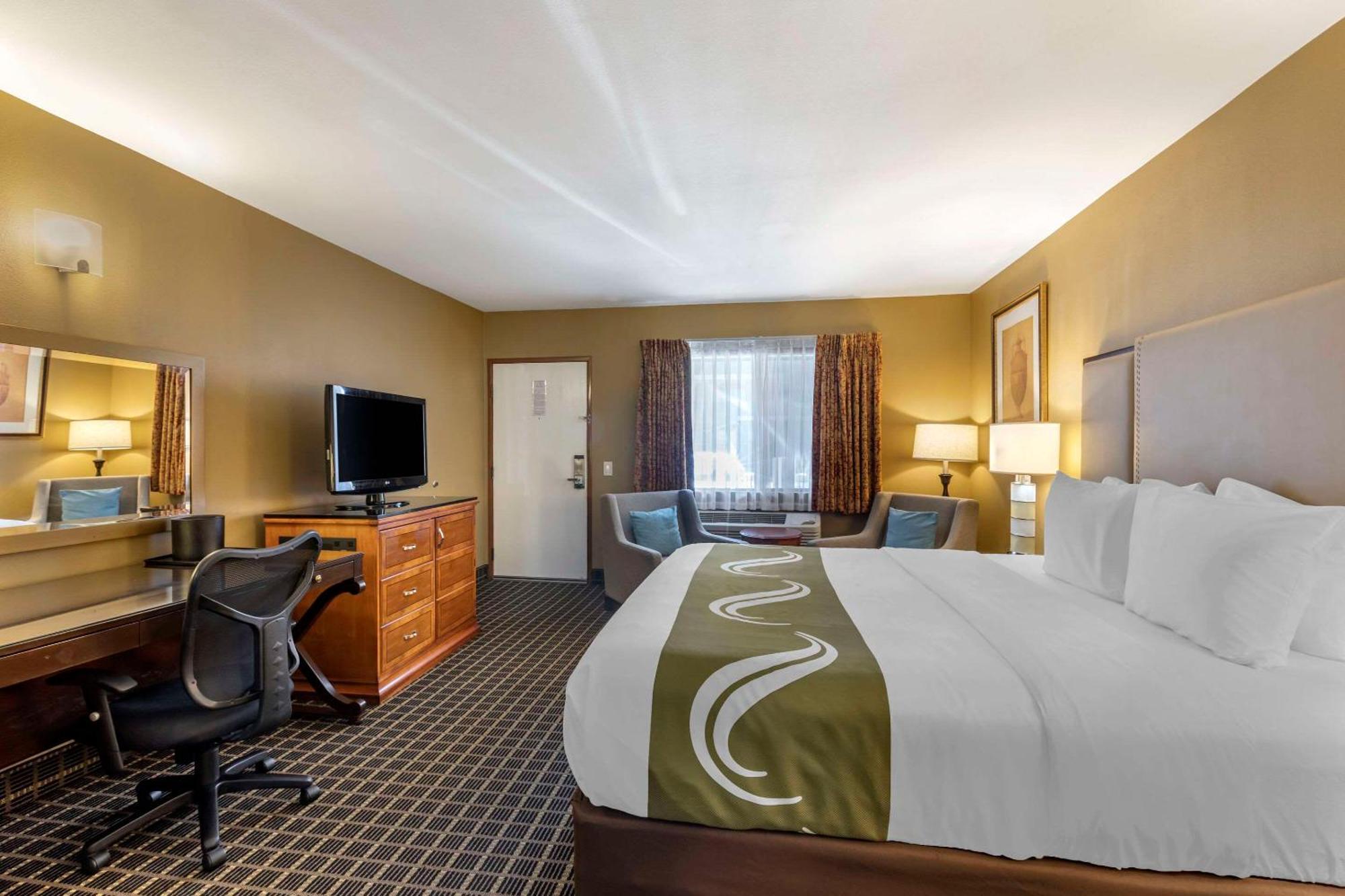 Quality Inn & Suites Westminster Seal Beach Екстер'єр фото
