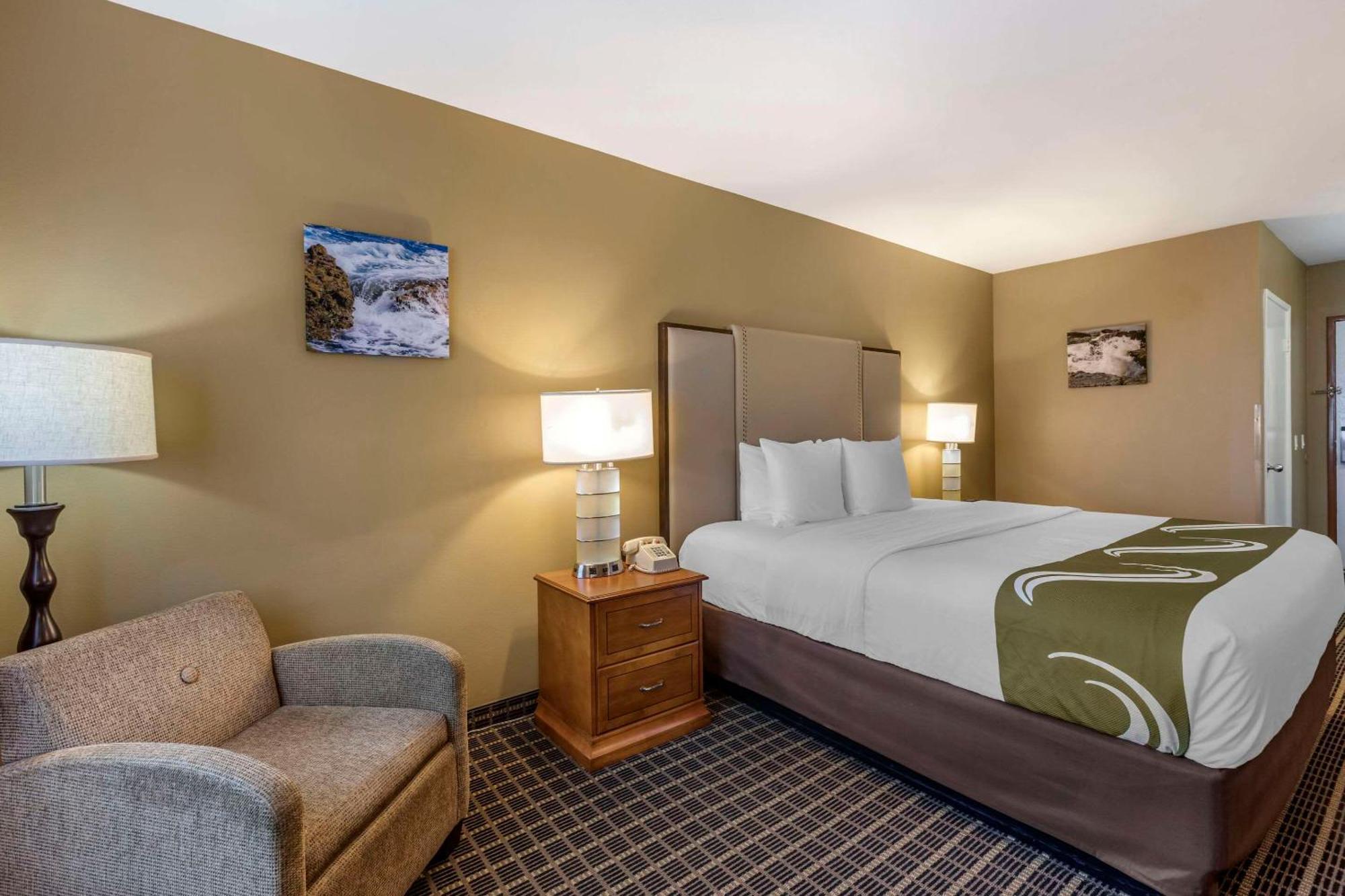 Quality Inn & Suites Westminster Seal Beach Екстер'єр фото