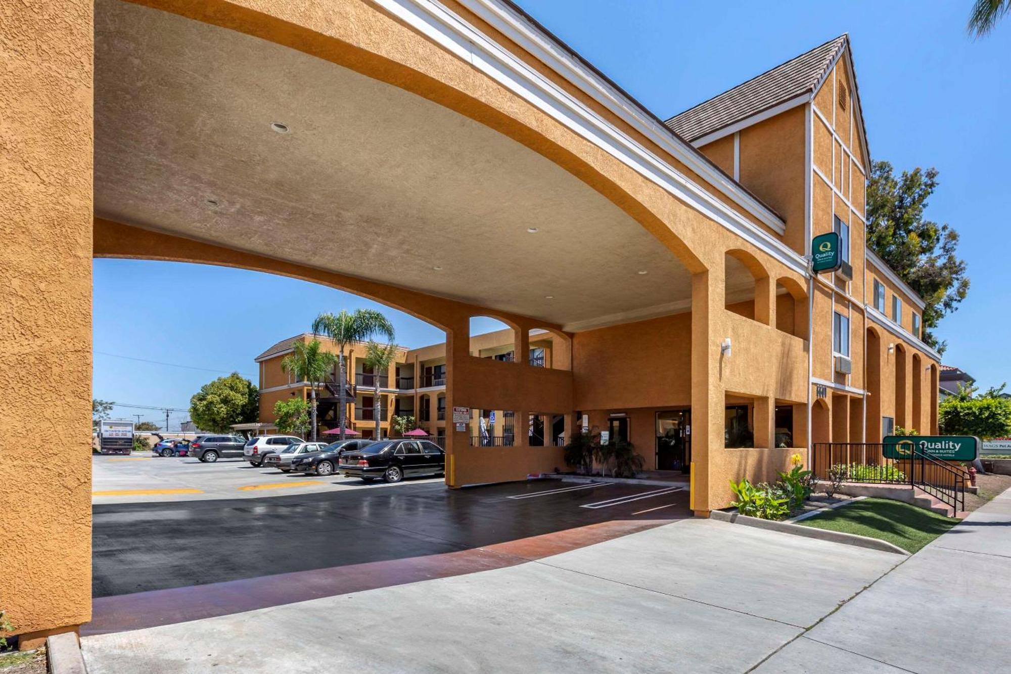 Quality Inn & Suites Westminster Seal Beach Екстер'єр фото